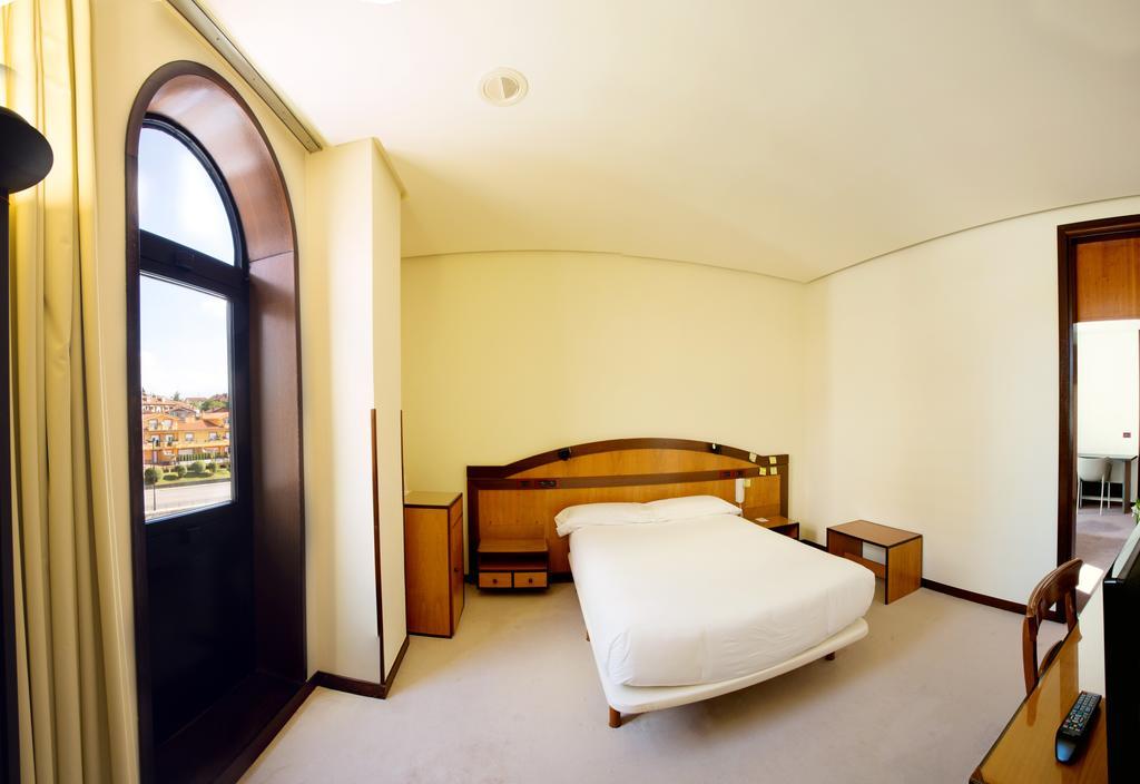 New Hotel Oviedo Rom bilde